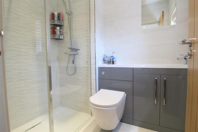Ensuite.jpg