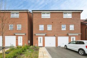 18, Hillcrest Road, Nuneaton CV10 9HB