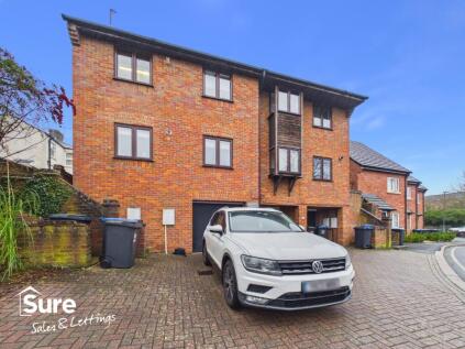 Old Bell Court, Hemel Hempstead, Hertfordshire, HP2