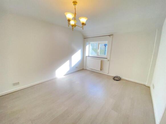 LIVING ROOM.jpeg