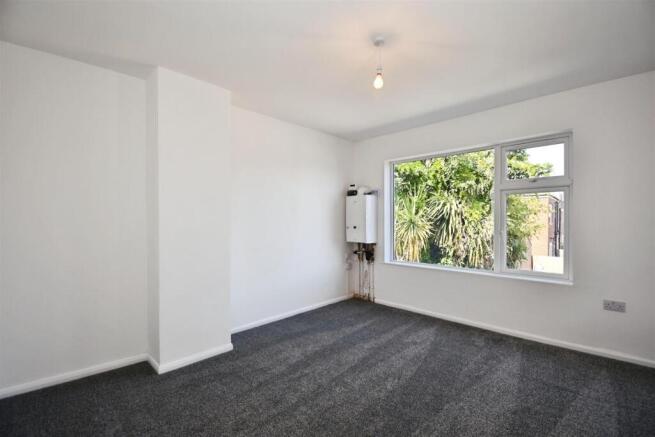 3 bed Semi-Detached for sale Image 9