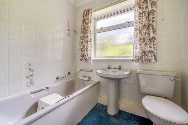 2 bed Bungalow for sale Image 12
