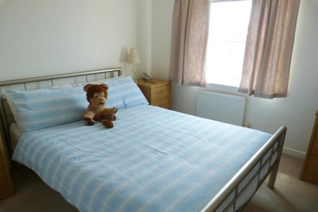 bed 1 2