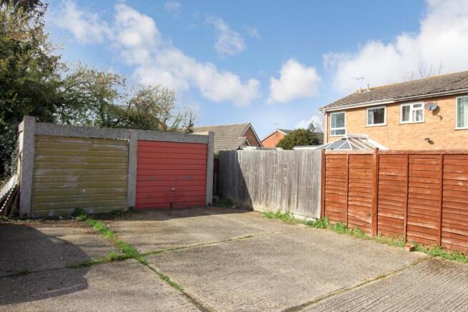 Garage & Parking.JPG