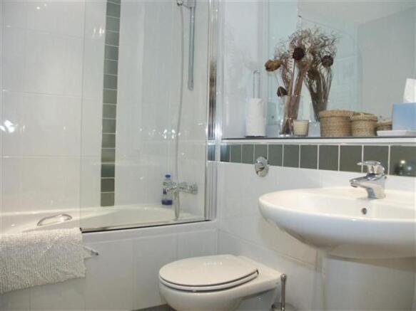 Main Bathroom