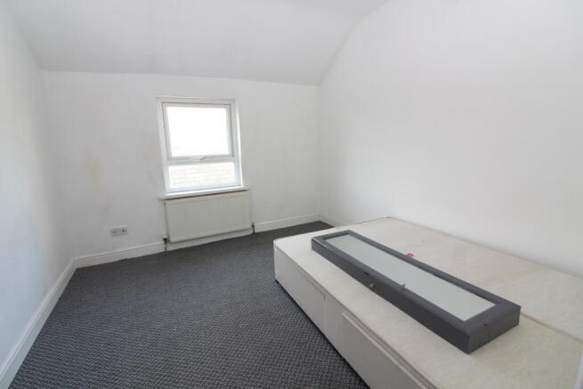 65  Flat 6 Bedroom 1 T202601201531.jpg