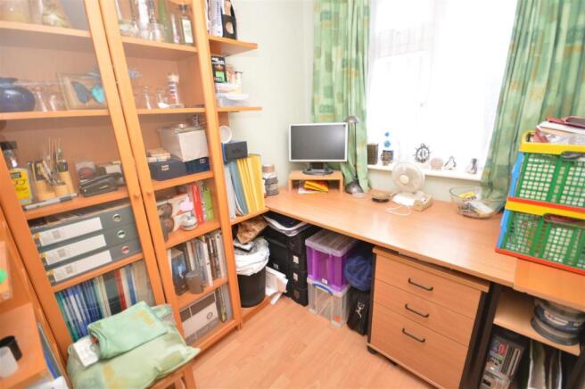 Bedroom 3.JPG