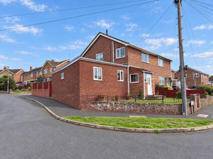 Bennett Close, Exeter, EX2