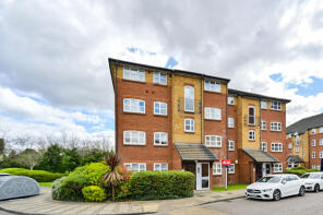 8, Anderson Close, London W3 6YJ