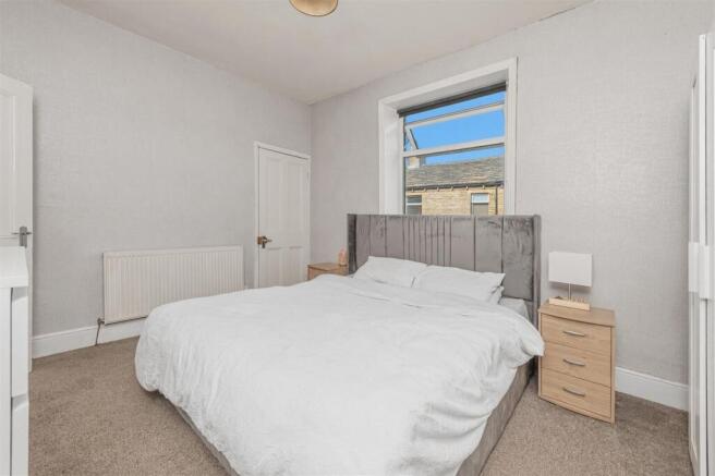 2 bed Terraced for sale Image 11