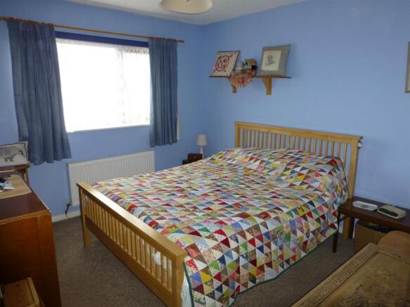 BEDROOM 1