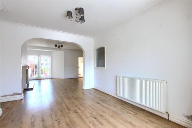 3 bed Terraced for sale Image 5