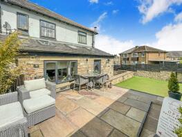 1, Stoney Lane, Longwood, Huddersfield HD3 4TL