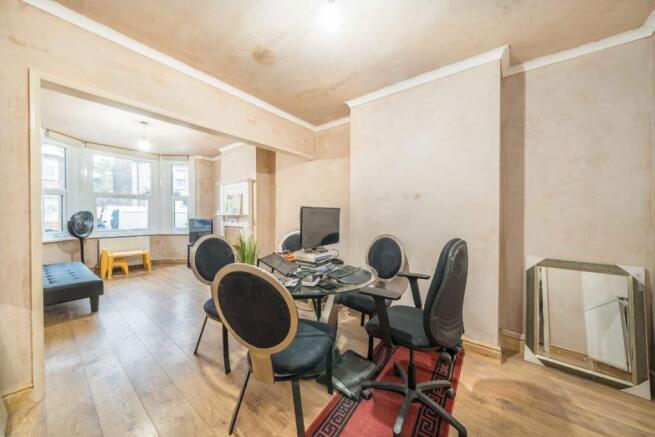 Winterbourne Road, Thornton Heath photo 3