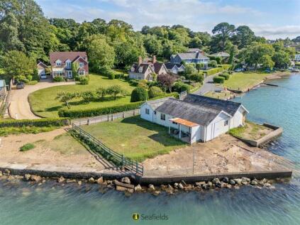 Fishbourne Lane, Ryde, PO33 4EU