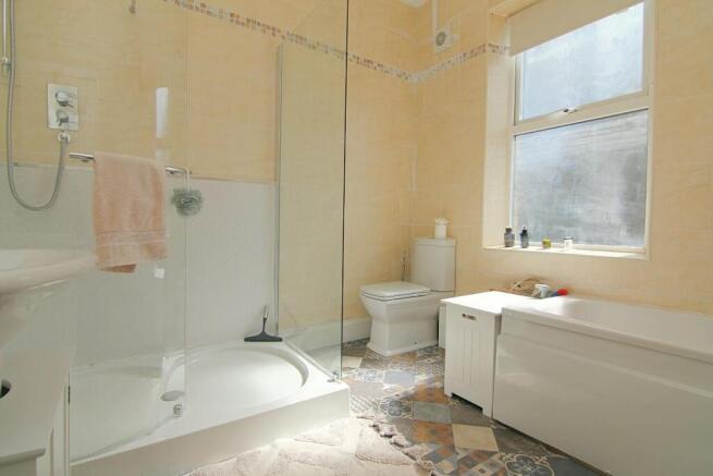 2 bed Terraced for sale Image 8