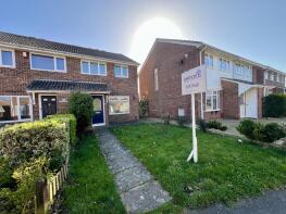 27, Gibson Close, Lee-on-the-solent PO13 8JD
