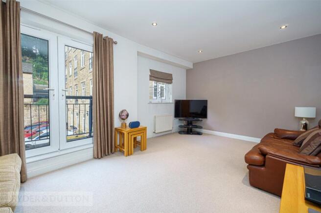 3 bed Terraced for sale Image 8