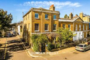 1, Port Hill, Hertford SG14 1PJ