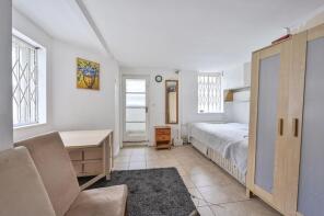 Flat 6, 29, Thornton Hill, London SW19 4HU
