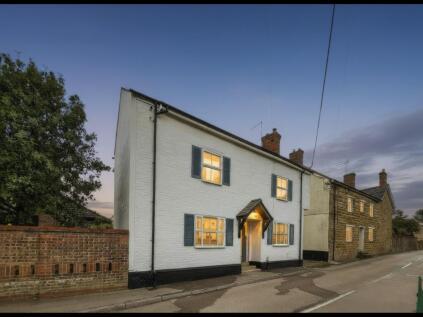11 High Street, Astcote, Towcester, NN12 8NW