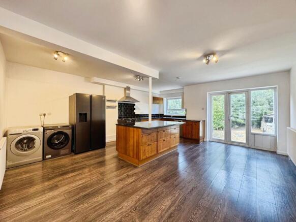 Kitchen/dining area