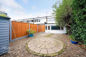 2e, Weigall Road, London SE12 8HE