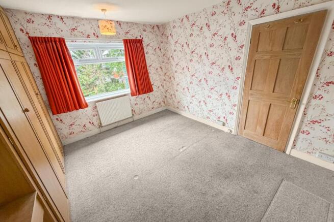 3 bed Semi-Detached for sale Image 12