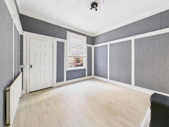 4 bed Terraced for sale Image 4