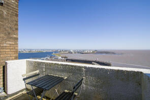 41, Gwent, Northcliffe, Penarth CF64 1DY