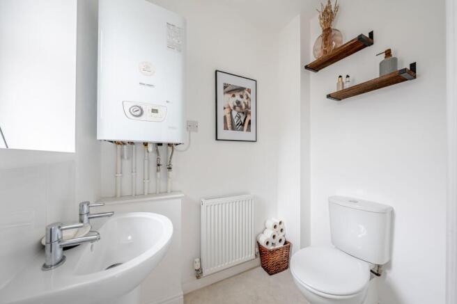 3 bed Terraced for sale Image 11