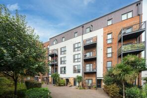66, Fairthorn Road, London SE7 7FS