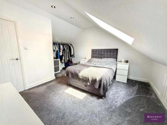 3 bed Semi-Detached for sale Image 12