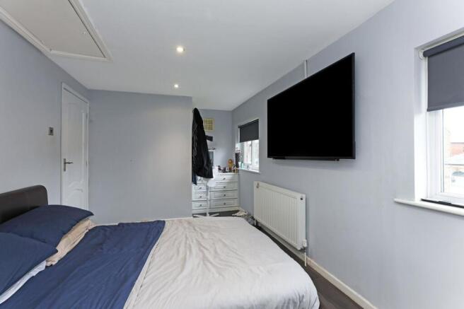 3 bed Semi-Detached for sale Image 10
