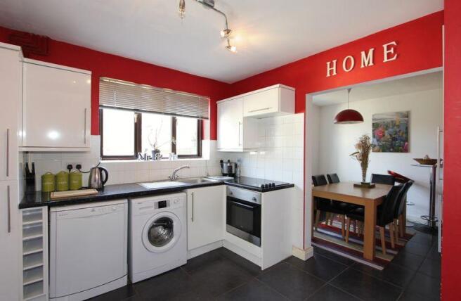 KITCHEN 1