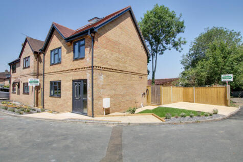 Bishop's Waltham - Stamp Duty Paid!