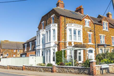 Six Bedroom Period Home in Hunstanton