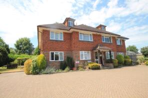 Flat 6, 13 Elmstead, Portland Road, East Grinstead RH19 4EB