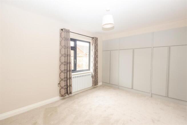 2 bed Detached Bungalow for sale Image 6