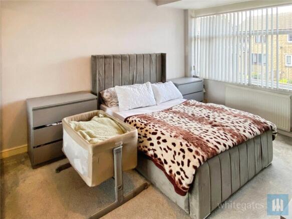 3 bed Semi-Detached for sale Image 7