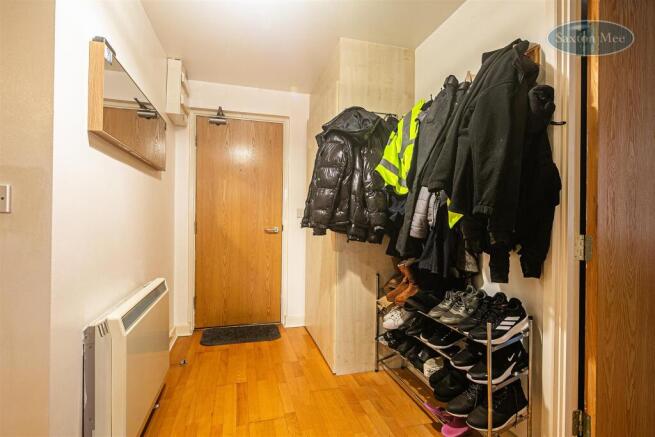2 bed Apartment for sale Image 9