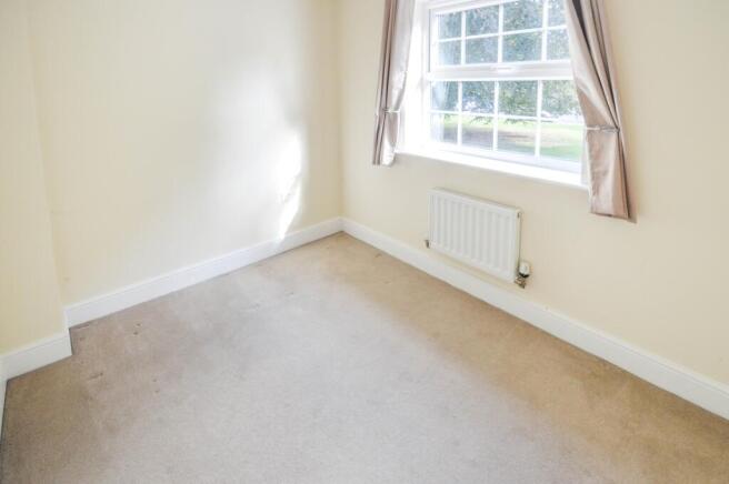 4 bed Terraced to rent Image 8
