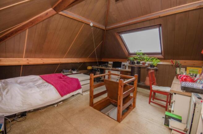 loft room.jpg