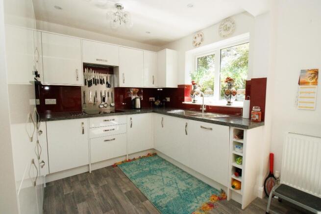 3 bed Detached for sale Image 4