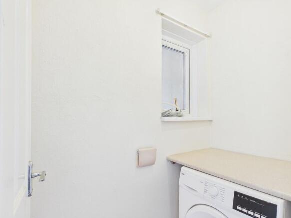 2 bed Terraced for sale Image 9