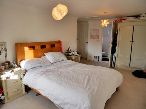 MASTER SUITE