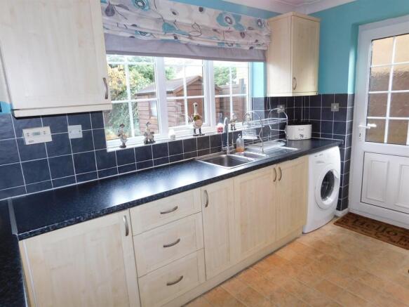 Kitchen 2