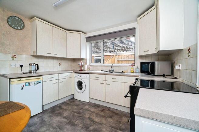 Kitchen pic 2