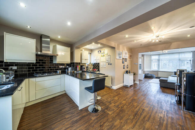 1415338-11-69971f...