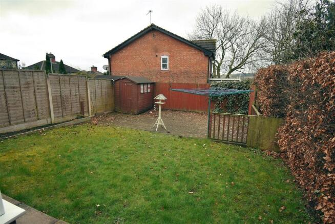 REAR GARDEN.jpg